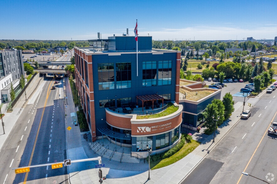 1601 9th Ave SE, Calgary, AB for lease - Building Photo - Image 1 of 19
