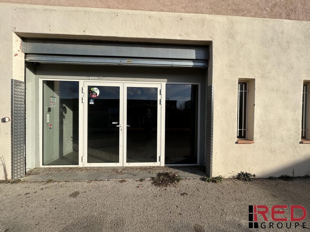 Industrial in Venelles for lease Building Photo- Image 1 of 4