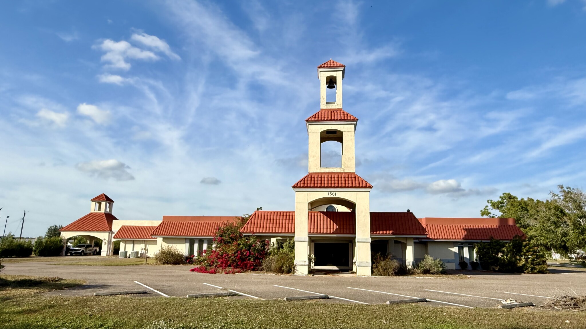 1501 La Jolla Ave, Sun City Center, FL for sale Primary Photo- Image 1 of 2