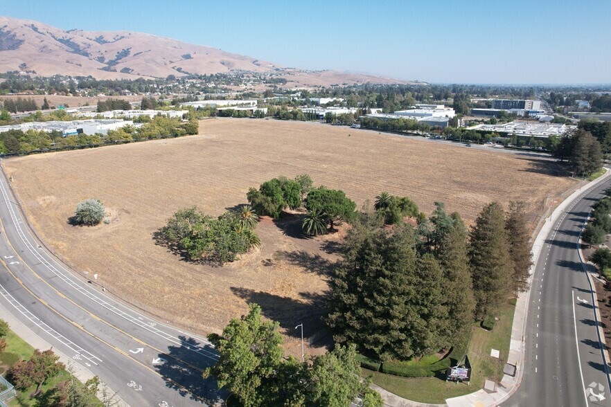 Warm Springs Blvd, Fremont, CA à louer - Aérien - Image 2 de 8