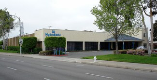 More details for 2100 S Fairview St, Santa Ana, CA - Industrial for Lease