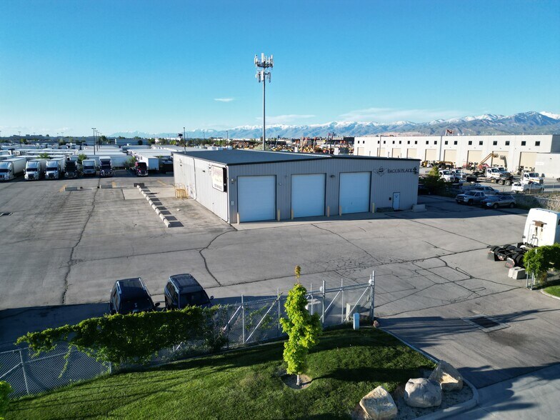 5114 W 2400 S, Salt Lake City, UT for lease - Building Photo - Image 3 of 5