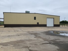 Riverport Warehouse - Warehouse