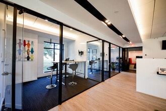 2727 Rue Saint-Patrick, Montréal, QC for lease Interior Photo- Image 1 of 1