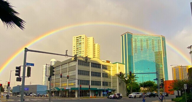 More details for 401 Kamakee St, Honolulu, HI - Office for Sale