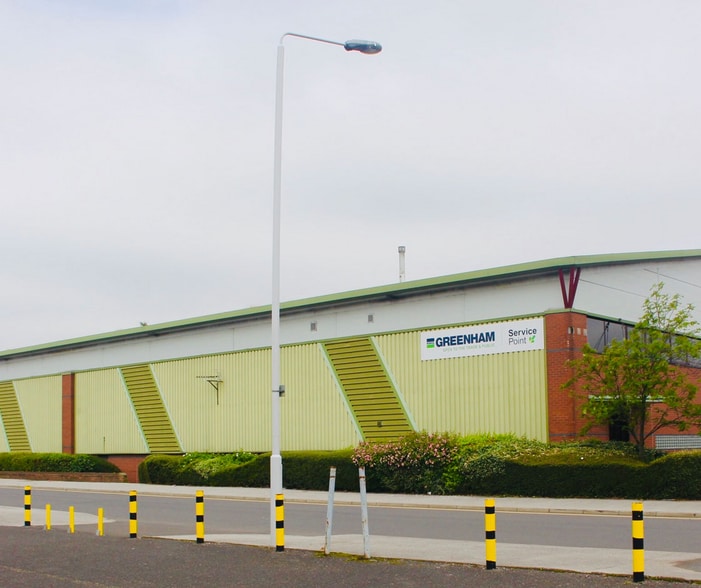 2 Lockwood Way, Leeds for lease - Building Photo - Image 2 of 6