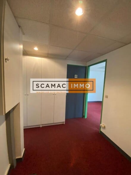 Office in Alfortville for lease - Interior Photo - Image 3 of 6