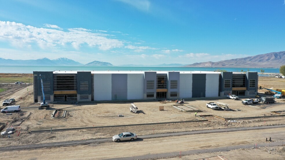 1551 S 400 E, American Fork, UT for lease - Building Photo - Image 3 of 10