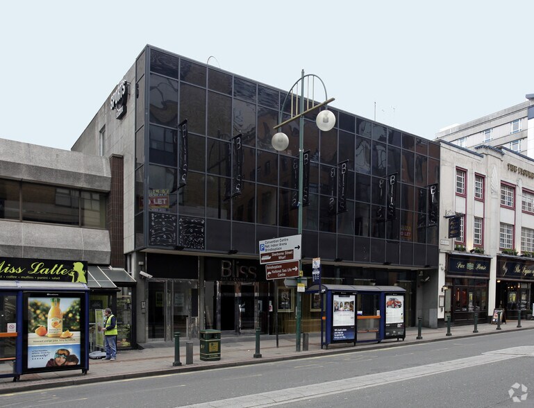 240 Broad St, Birmingham à vendre - Photo du bâtiment - Image 2 de 8