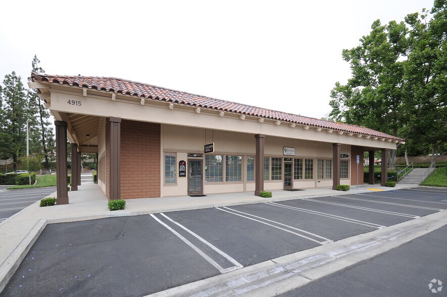 4905-4975 Yorba Ranch Rd, Yorba Linda, CA à louer - Photo du bâtiment - Image 3 de 4