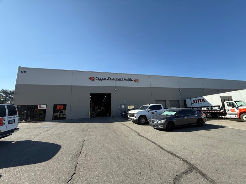 911 Linda Way, Sparks, NV for lease - Building Photo - Image 2 of 7