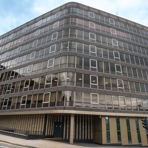 Tollhouse Hl, Nottingham à louer Photo du bâtiment- Image 1 de 16