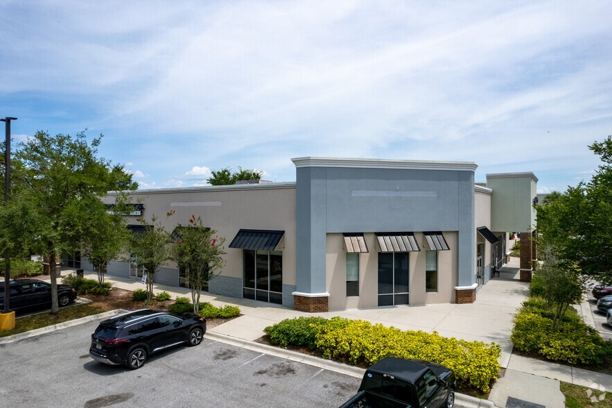 401-457 S Avalon Park Blvd, Orlando, FL for lease - Building Photo - Image 3 of 5