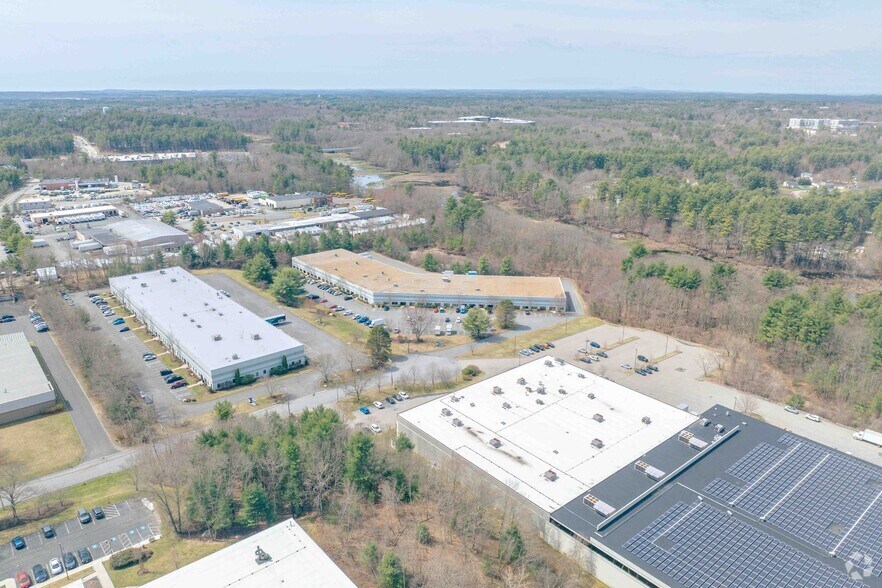 16 Progress Rd, Billerica, MA à louer - Aérien - Image 2 de 7