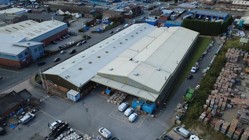 Nile St, Stoke On Trent à louer - Photo du bâtiment - Image 2 de 10