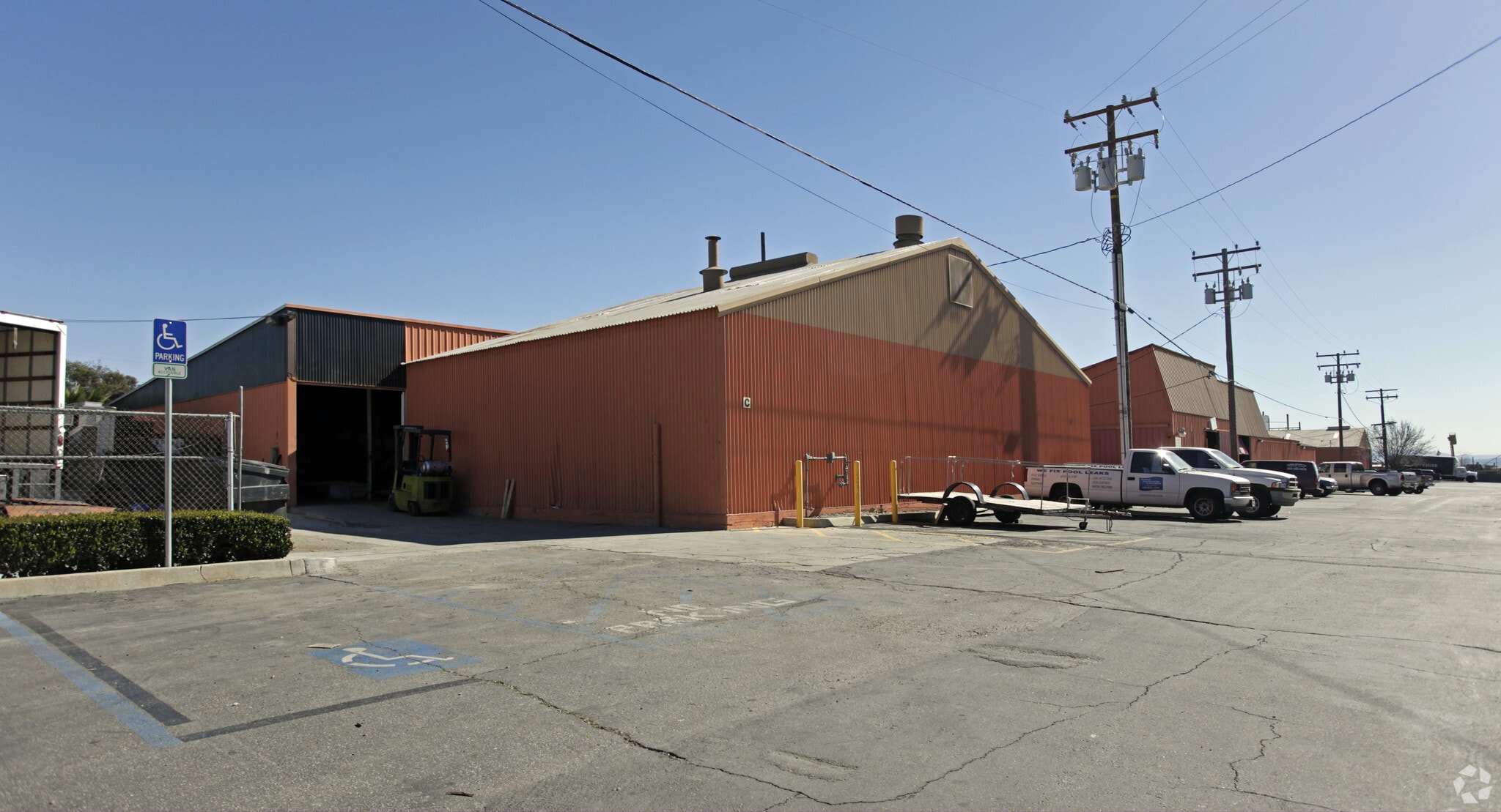4747 E State St, Montclair, CA for lease Primary Photo- Image 1 of 4