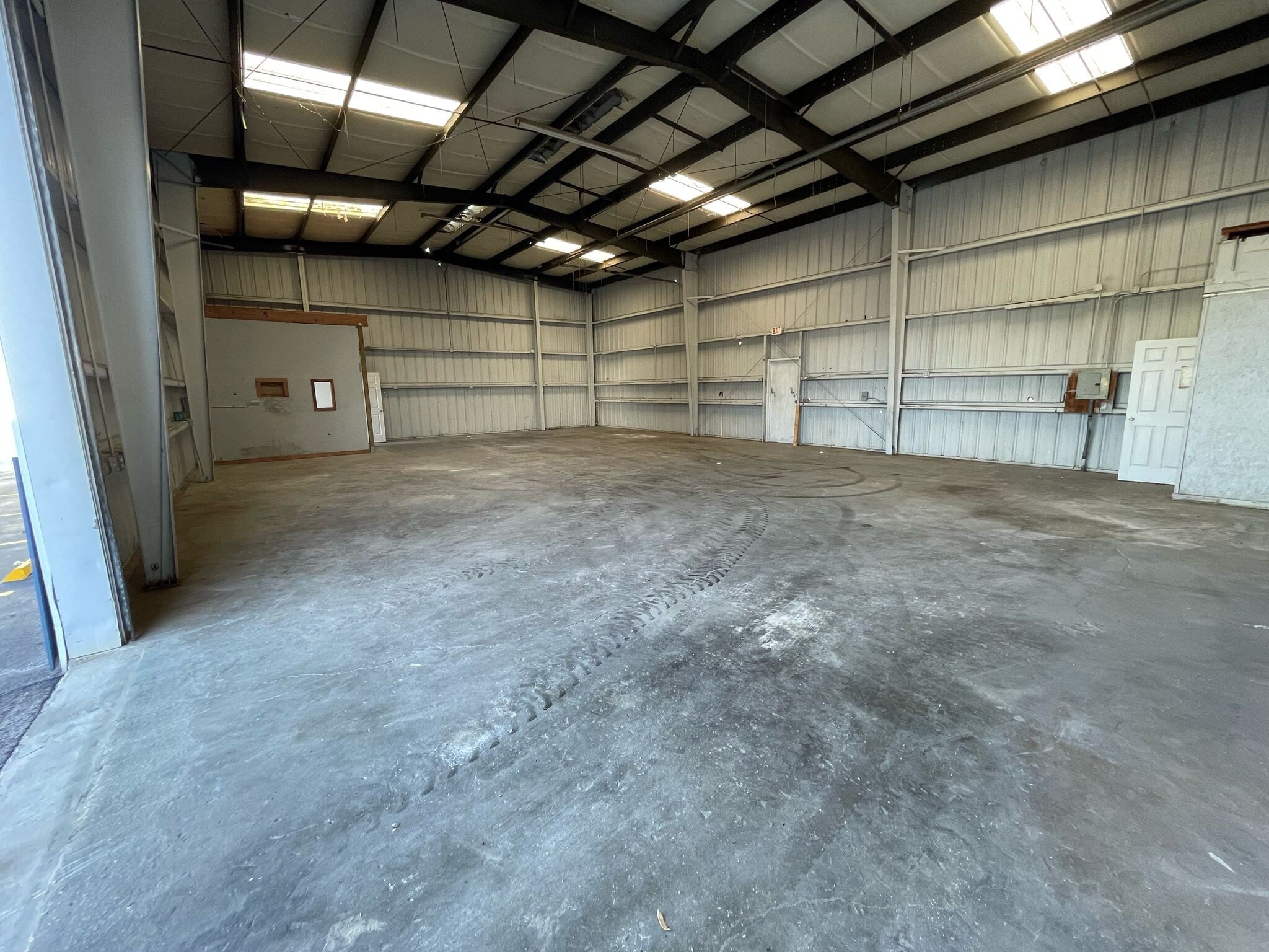 6230 Stone Rd, Port Richey, FL for lease Building Photo- Image 1 of 5