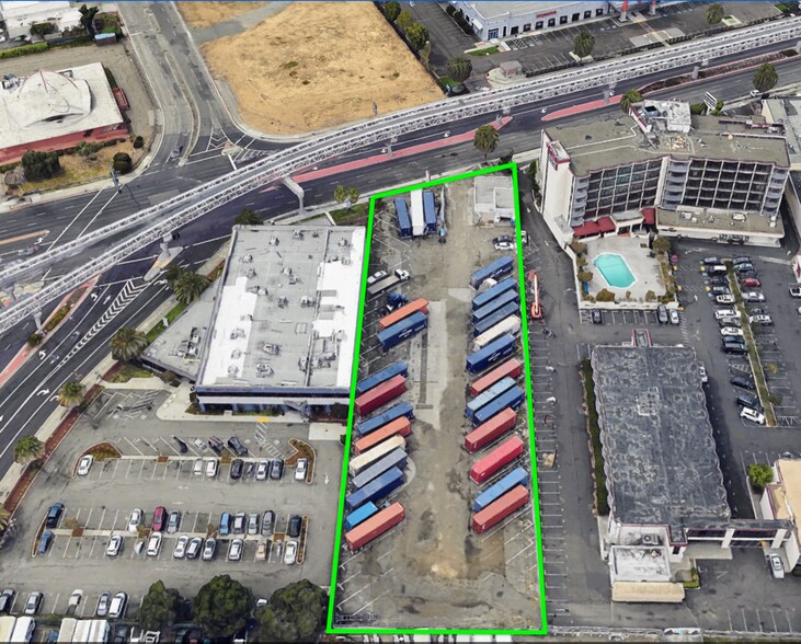 110 Hegenberger Rd, Oakland, CA à louer - Aérien - Image 2 de 5