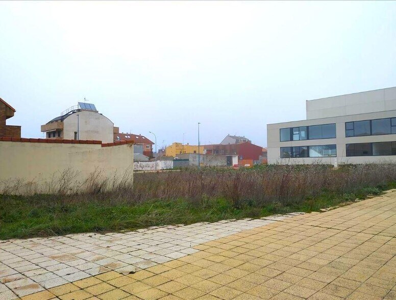 Villarreal Plaça, 18, León, León for sale - Building Photo - Image 3 of 7