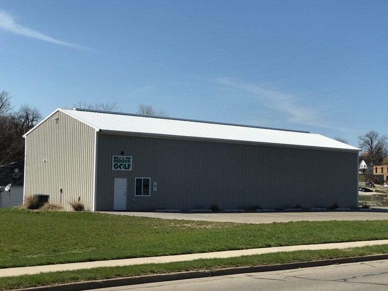 600 Langley Ave, Saint Joseph, MI à louer - Photo du bâtiment - Image 1 de 5