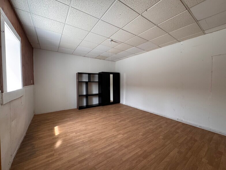 118 S Lafayette St, Macomb, IL à vendre - Photo du bâtiment - Image 2 de 42