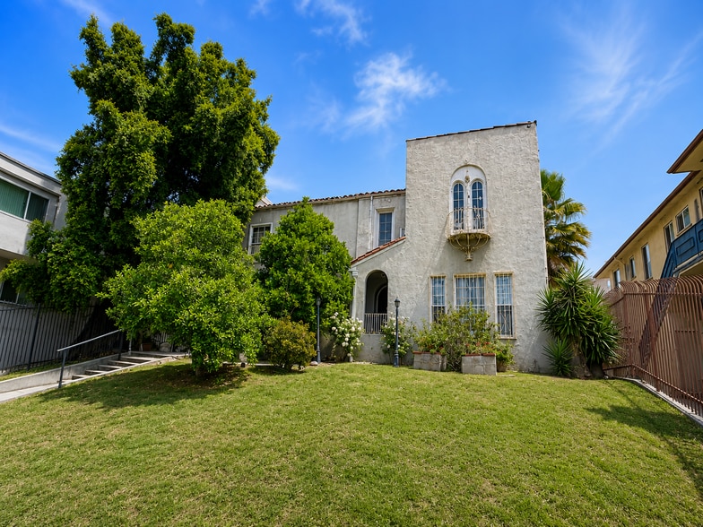 426 S Catalina St, Los Angeles, CA for sale - Building Photo - Image 3 of 10