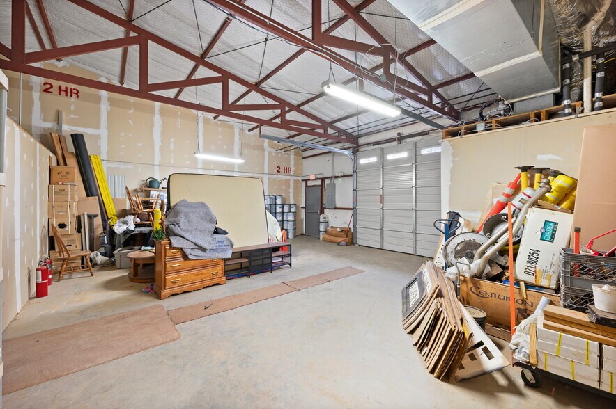 4454 Railroad Ave, Harrisburg, NC à vendre - Photo du bâtiment - Image 3 de 18