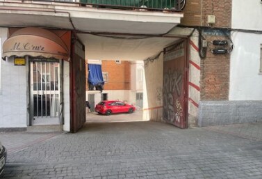 Calle de Concepción de la Oliva, Madrid, Madrid à vendre - Photo du bâtiment - Image 2 de 3