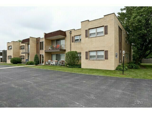 18310-18340 Cherry Creek dr, Homewood, IL à vendre - Photo principale - Image 1 de 10