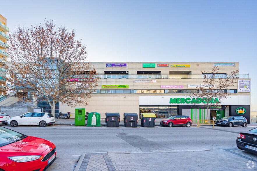 Commerce de détail dans Rivas-Vaciamadrid, Madrid à vendre - Photo du bâtiment - Image 3 de 3