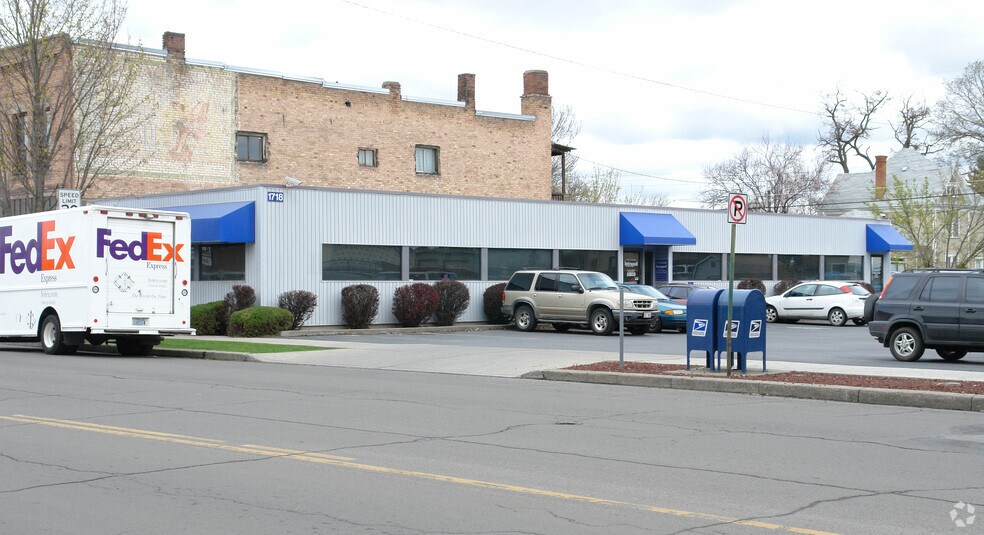 1718 W Broadway Ave, Spokane, WA for sale - Primary Photo - Image 1 of 2