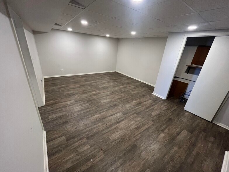 908 E North St, Salina, KS à louer - Photo du bâtiment - Image 2 de 36