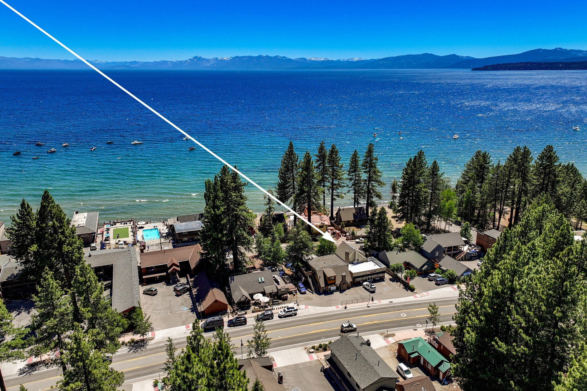 8106 N Lake Blvd, Kings Beach, CA à vendre Photo du bâtiment- Image 1 de 48