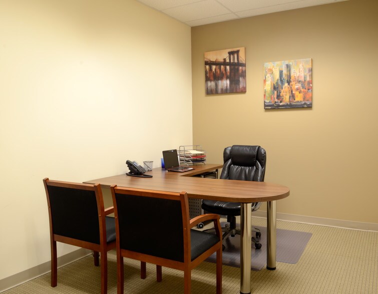 15800-15880 Pines Blvd, Pembroke Pines, FL à louer - Photo intérieure - Image 3 de 14