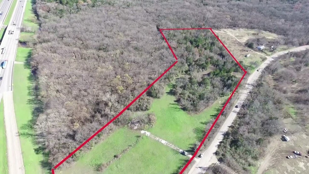 SEC of I-20 at Dowdy Ferry, Dallas, TX à vendre - Vidéo aérienne - Image 2 de 6