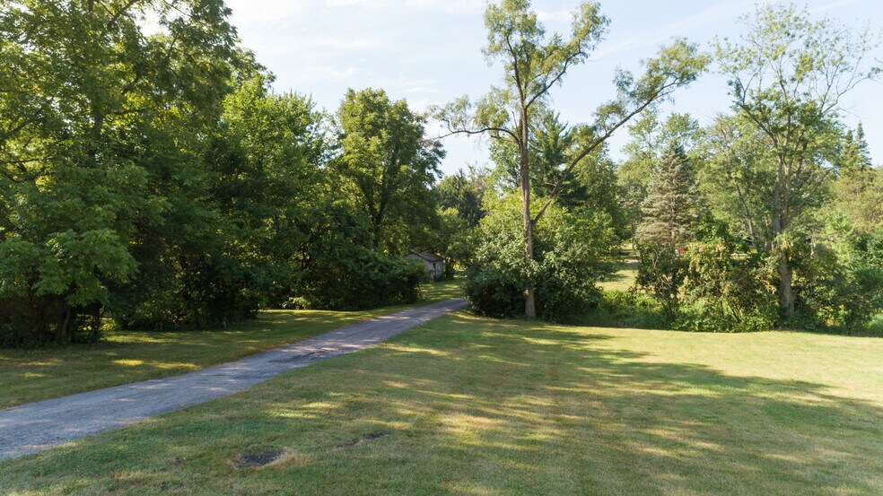 1N312 Bloomingdale Rd, Carol Stream, IL à vendre - Photo du bâtiment - Image 2 de 2