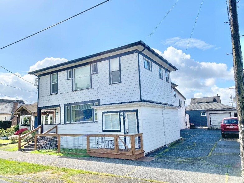 620 Eklund Ave, Hoquiam, WA à vendre - Photo du b timent - Image 3 de 29