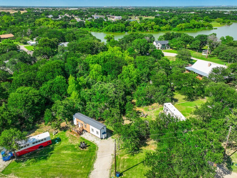 16064 Mulberry Dr, Little Elm, TX à vendre - Photo du bâtiment - Image 2 de 47