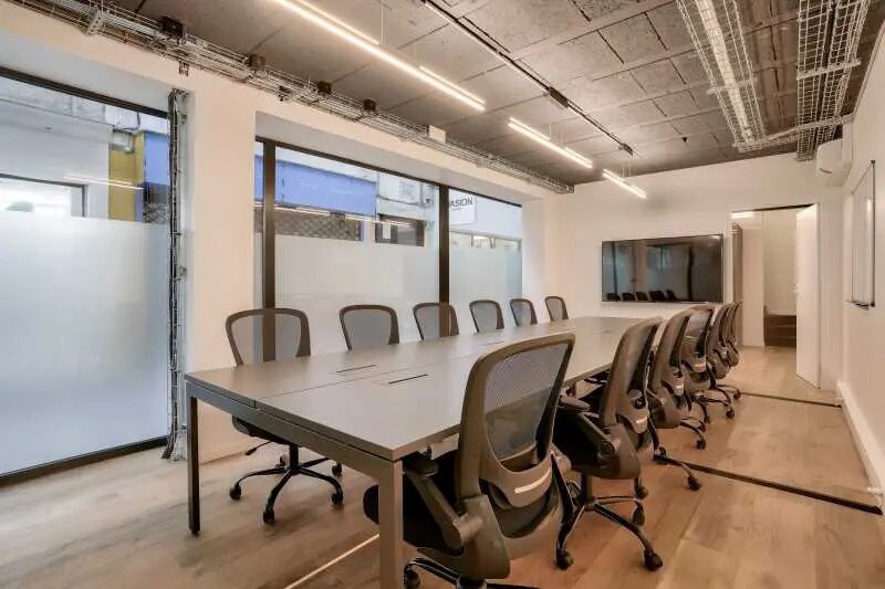 Bureau dans Paris à vendre - Photo du bâtiment - Image 2 de 27