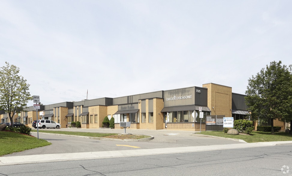 7125 Pacific Cir, Mississauga, ON à vendre - Photo principale - Image 1 de 1