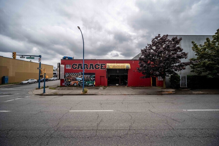 794 Powell St, Vancouver, BC à vendre - Photo du bâtiment - Image 1 de 15