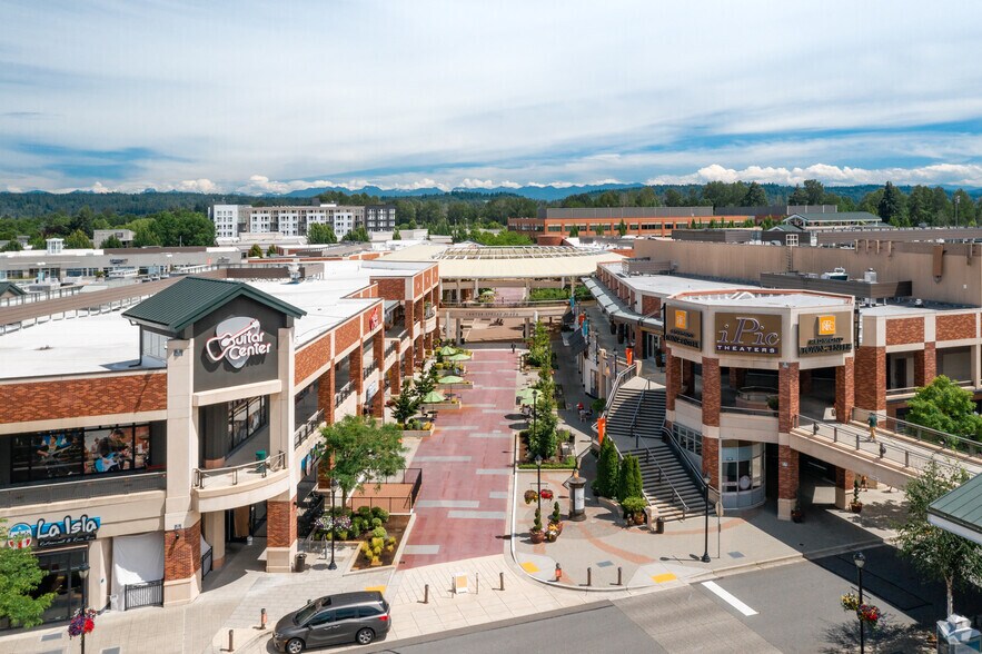 16495 NE 74th St, Redmond, WA à louer - Photo du bâtiment - Image 1 de 38