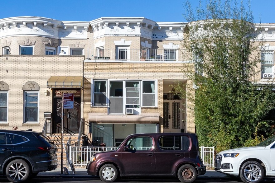 96 W End Ave, Brooklyn, NY for sale - Building Photo - Image 3 of 8