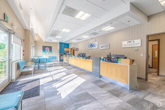 10000 Old Columbia Rd, Columbia, MD for lease Building Photo- Image 2 of 8