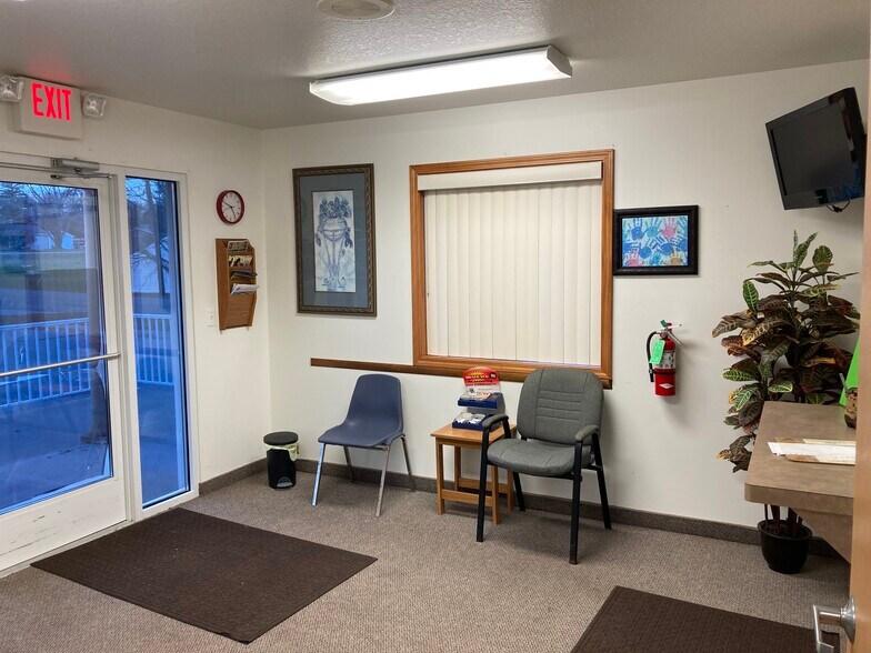 600 Bennett St, Rose City, MI à vendre - Photo du bâtiment - Image 3 de 44