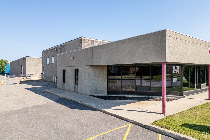 4455 Rue Cousens, Montréal, QC for lease - Building Photo - Image 2 of 6