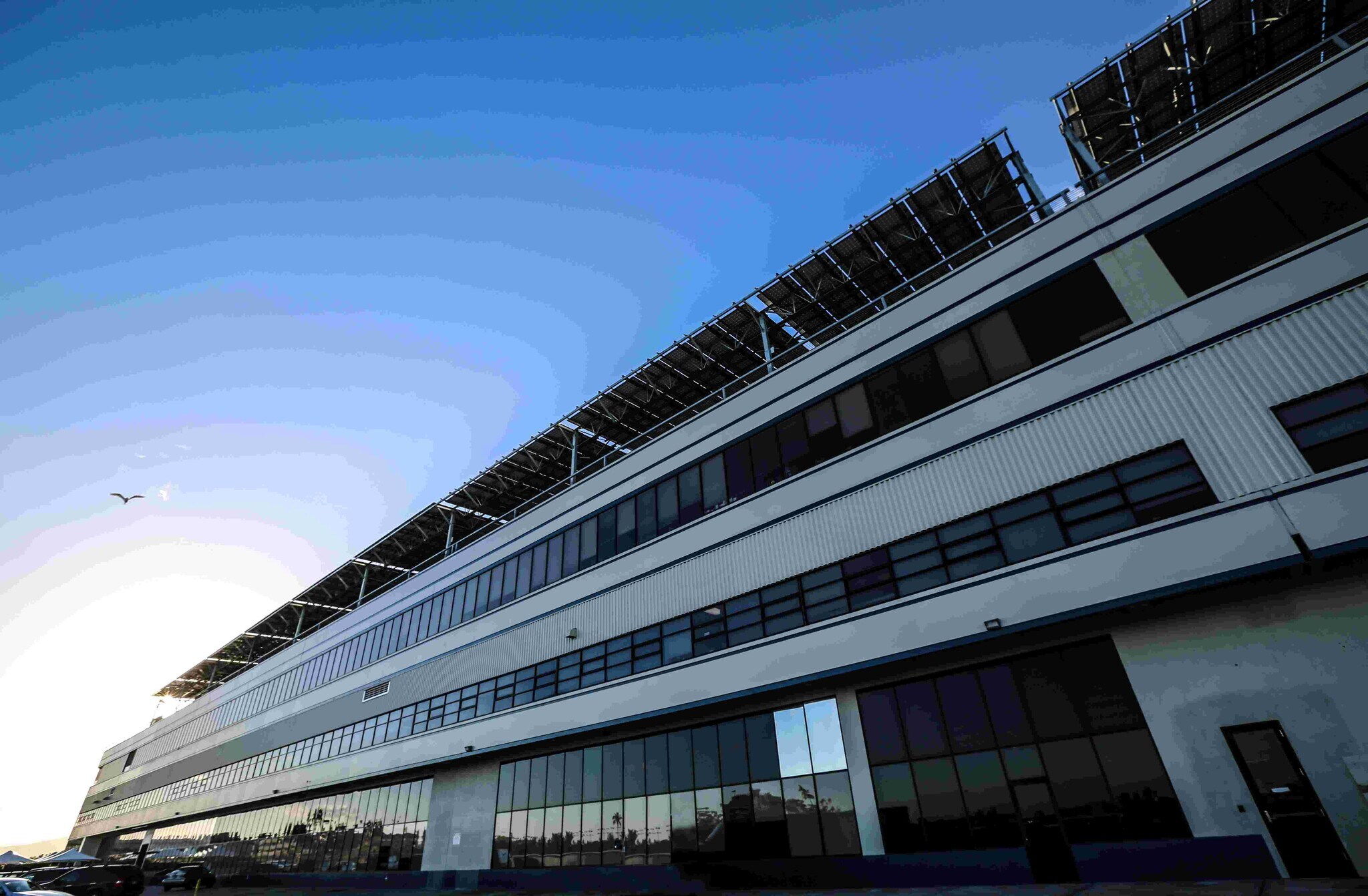 3375 Koapaka St, Honolulu, HI à louer Photo principale- Image 1 de 10