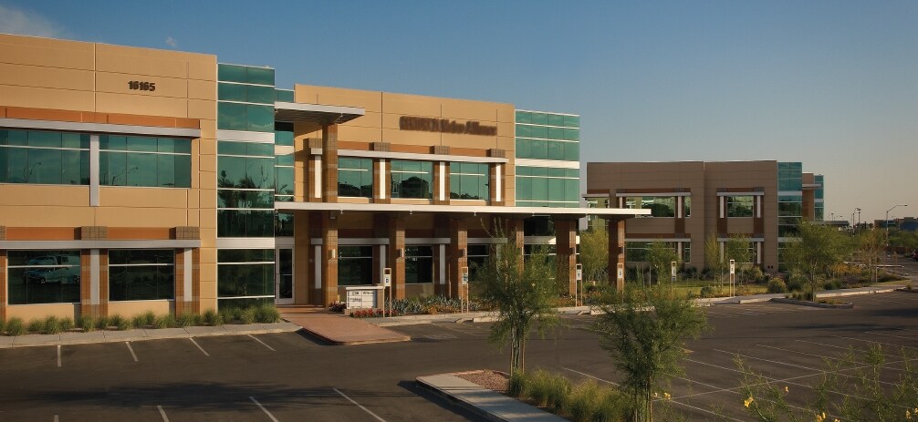 16165 N 83rd Ave, Peoria, AZ à louer Photo du bâtiment- Image 1 de 10