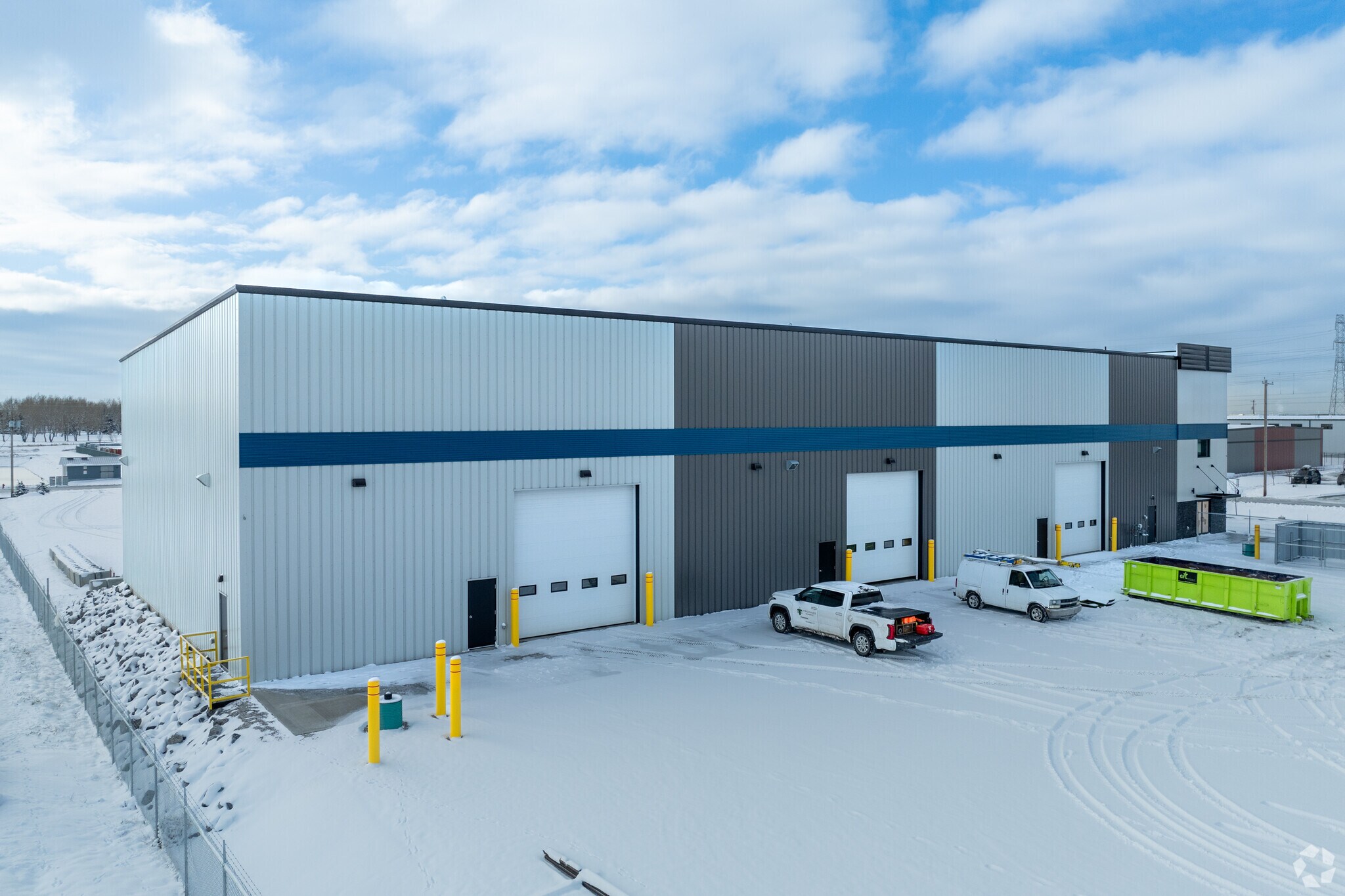 20 Heatherglen Cres, Calgary, AB for sale Primary Photo- Image 1 of 1