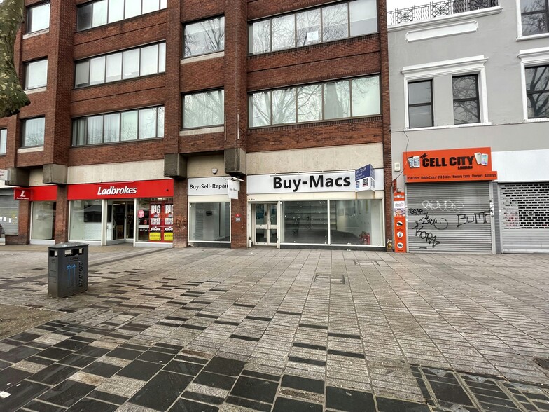 64-70 Broadway, London for lease - Building Photo - Image 1 of 39